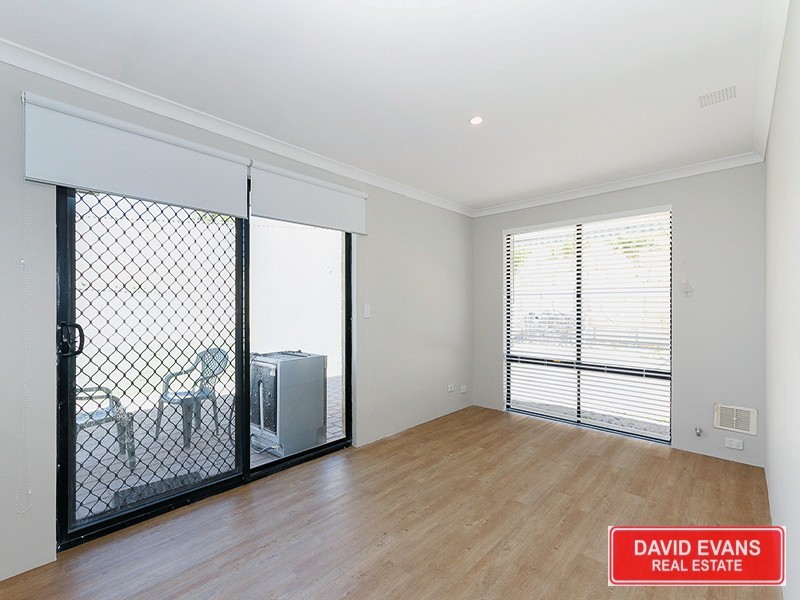 8 Wedgetail Ramble, Quinns Rocks WA 6030