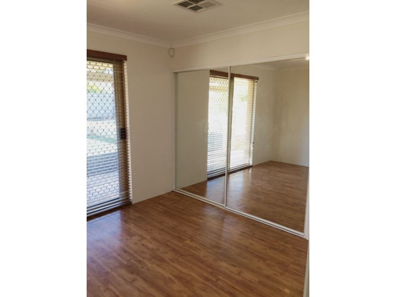 2 Perrin Crest, Clarkson WA 6030