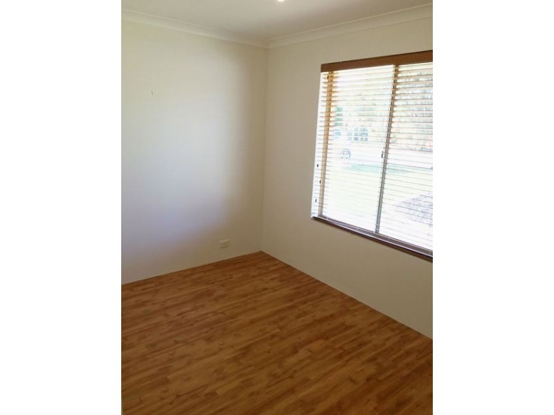 2 Perrin Crest, Clarkson WA 6030
