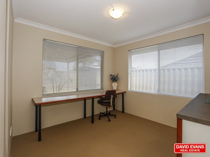 10 Prenton Street, Butler WA 6036
