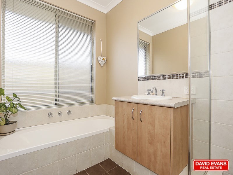 10 Prenton Street, Butler WA 6036