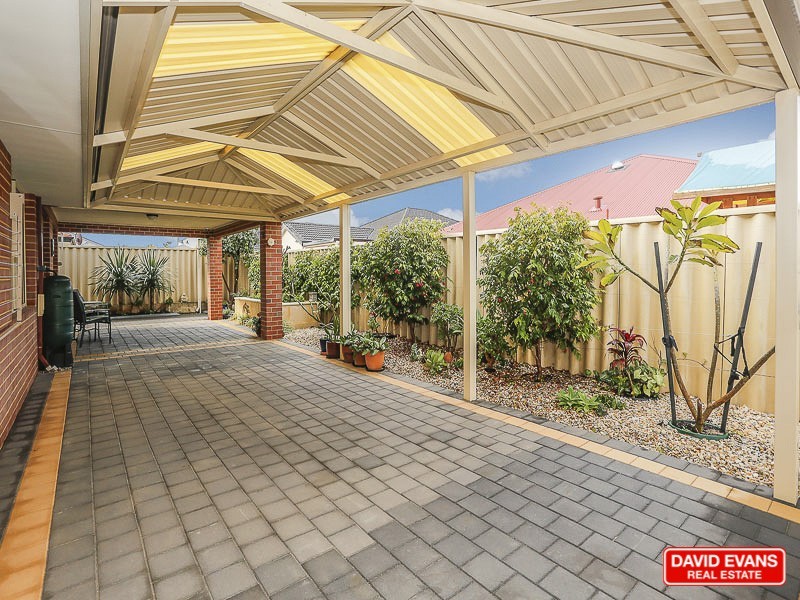 10 Prenton Street, Butler WA 6036