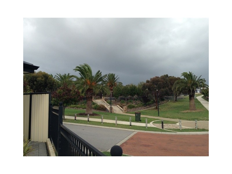 106 Ocean Keys Blvd, Clarkson WA 6030