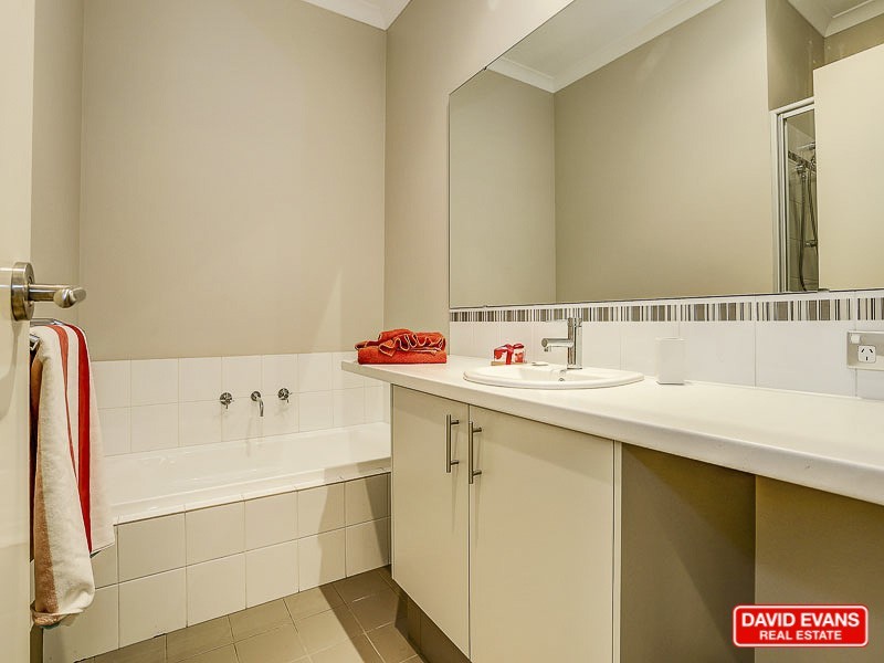 7 Bretton Grange, Butler WA 6036