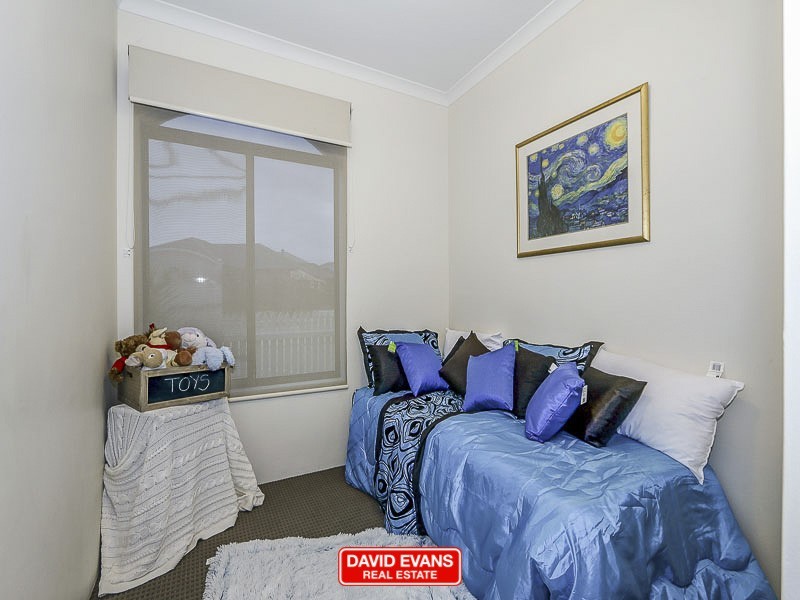 16 Marchwood Blvd, Butler WA 6036