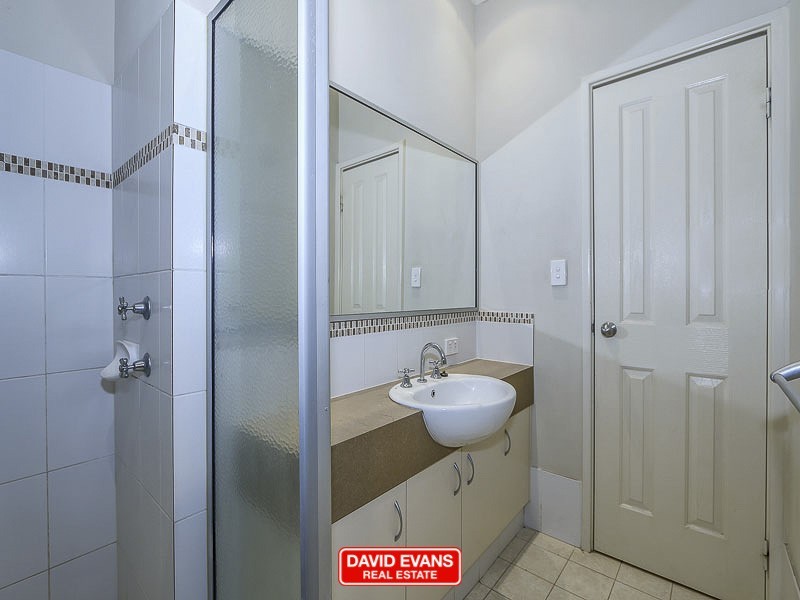 16 Marchwood Blvd, Butler WA 6036