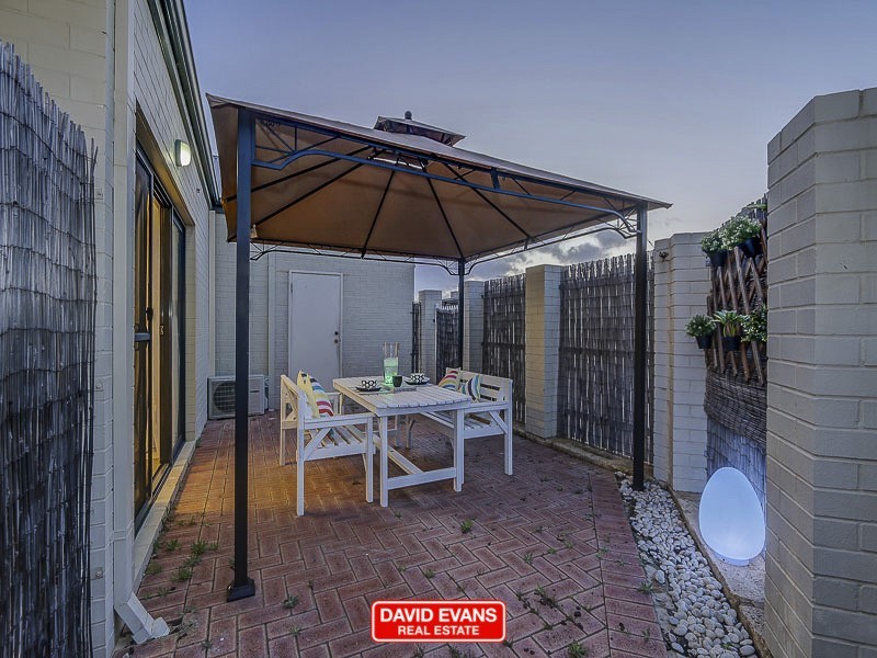 16 Marchwood Blvd, Butler WA 6036