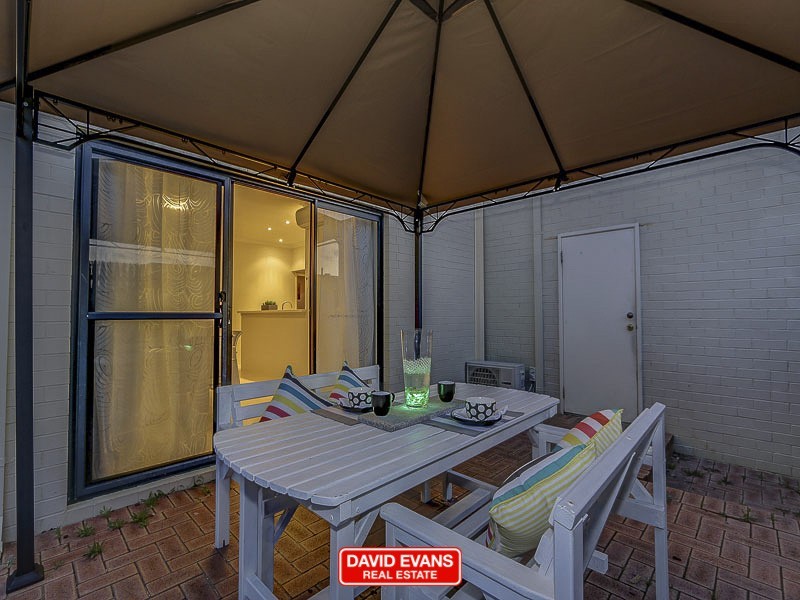 16 Marchwood Blvd, Butler WA 6036