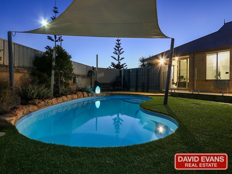26 Rothesay Heights, Mindarie WA 6030
