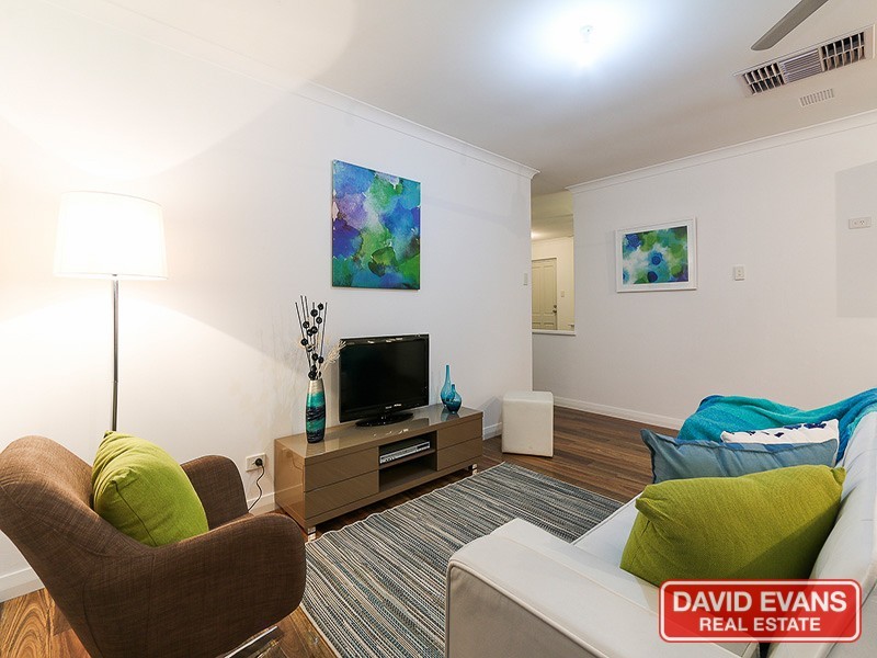 26 Rothesay Heights, Mindarie WA 6030