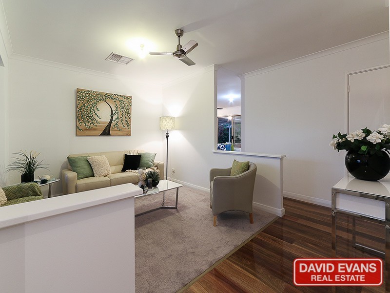 26 Rothesay Heights, Mindarie WA 6030