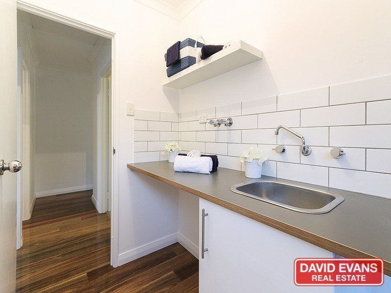 26 Rothesay Heights, Mindarie WA 6030