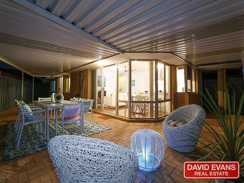 26 Rothesay Heights, Mindarie WA 6030