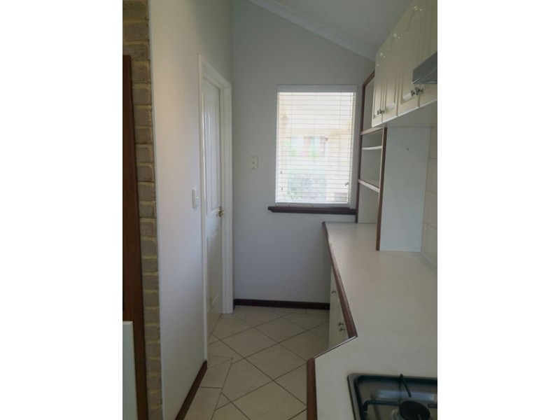 5 Ostend Parade, Mindarie WA 6030