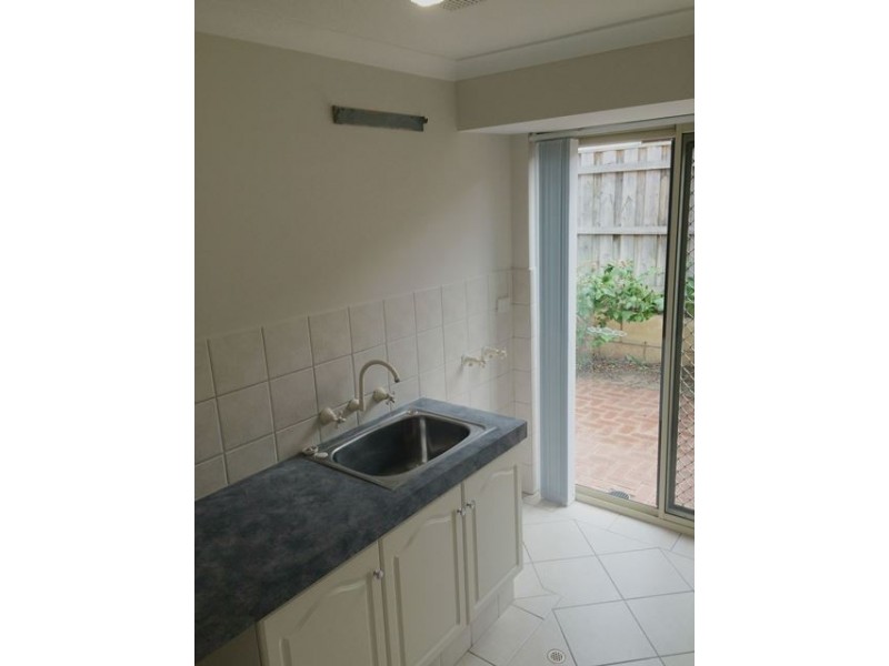 5 Ostend Parade, Mindarie WA 6030