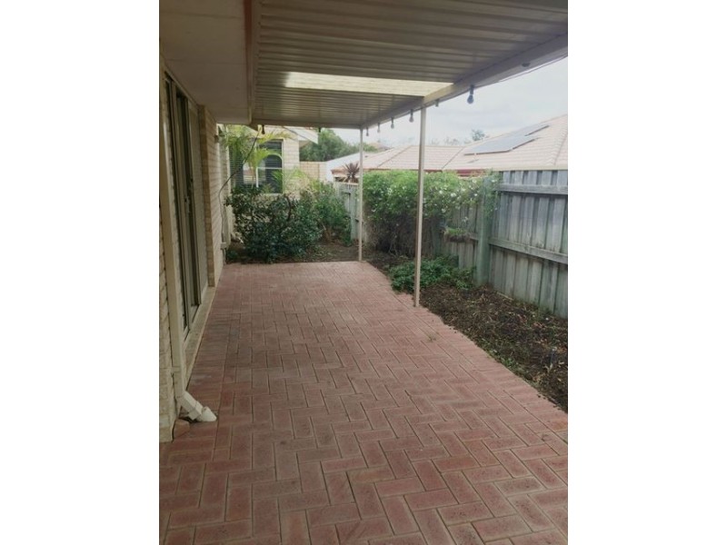 5 Ostend Parade, Mindarie WA 6030