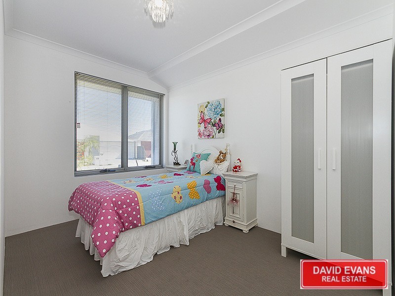 59 Midsummer Avenue, Jindalee WA 6036
