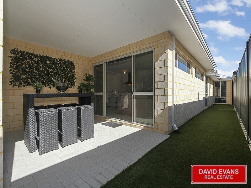 59 Midsummer Avenue, Jindalee WA 6036