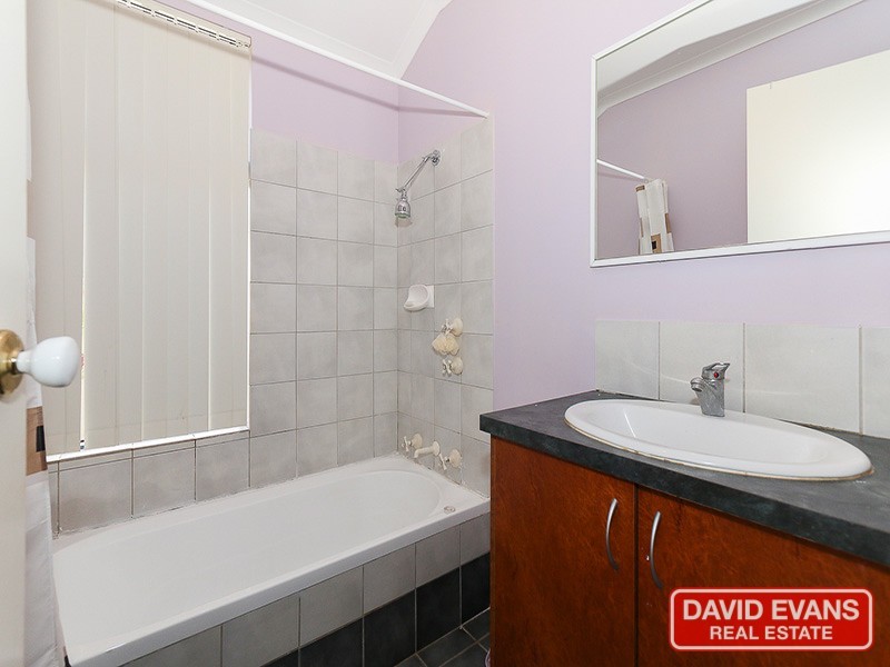 25 Coniston Parkway, Butler WA 6036