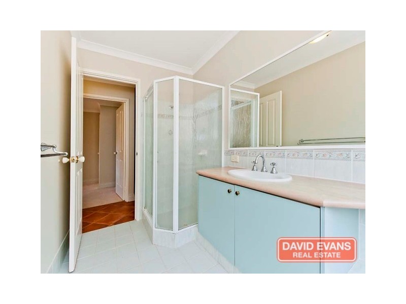 82 Roxburgh CIrcle, Kinross WA 6028