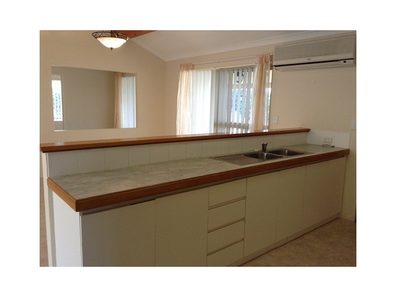 12 Frond Circuit, Banksia Grove WA 6031