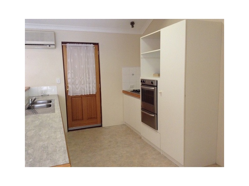 12 Frond Circuit, Banksia Grove WA 6031