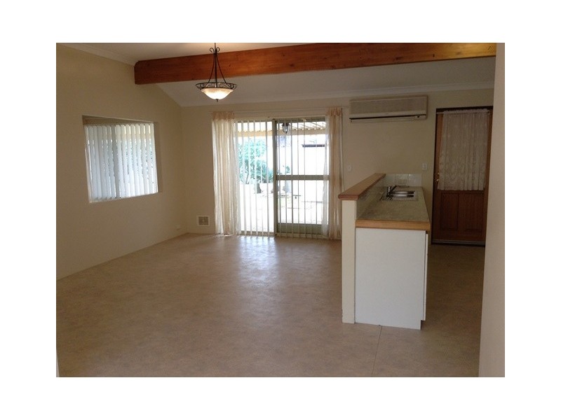 12 Frond Circuit, Banksia Grove WA 6031