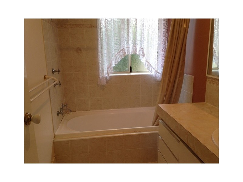 12 Frond Circuit, Banksia Grove WA 6031