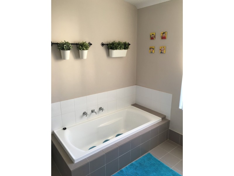 9 Zaffre Street, Eglinton WA 6034