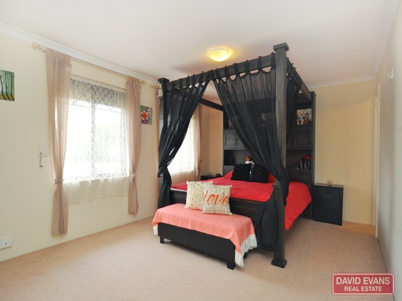 44 Monkton Place, Kinross WA 6028