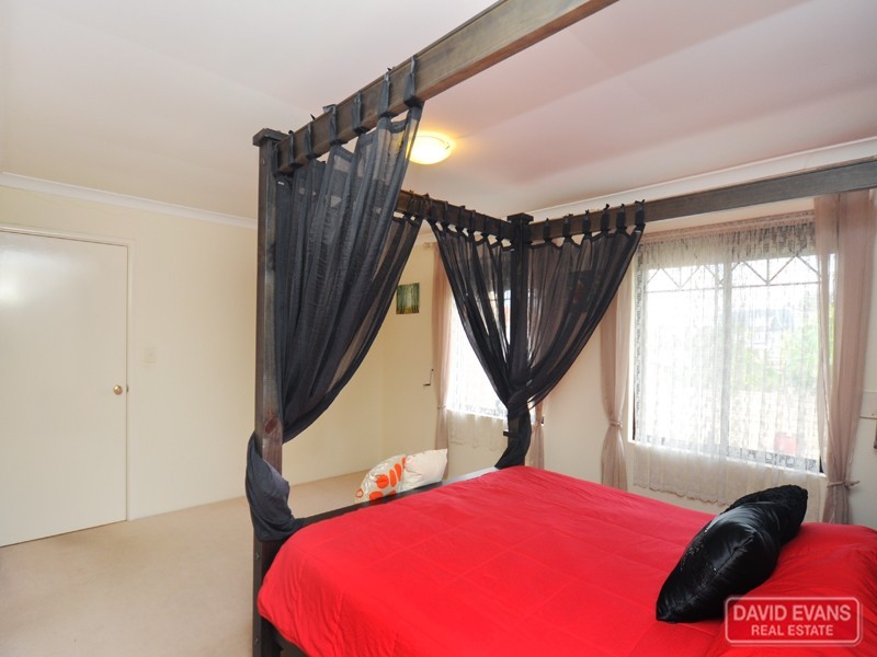 44 Monkton Place, Kinross WA 6028