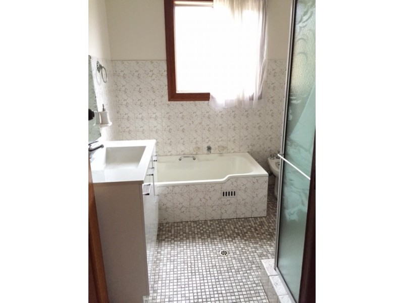 33 Bath Street, Monterey NSW 2217