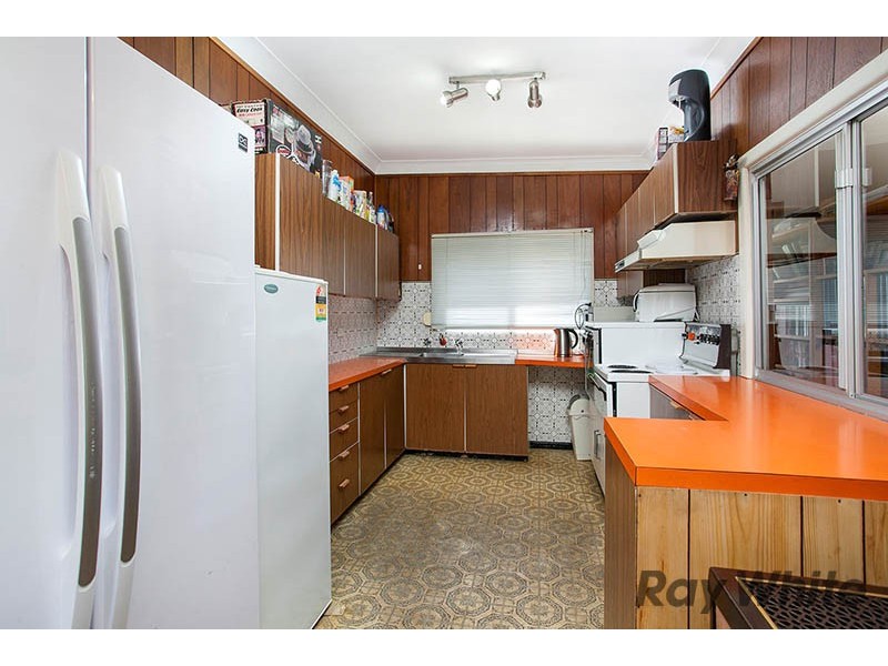 97 Bonds Road, Peakhurst NSW 2210