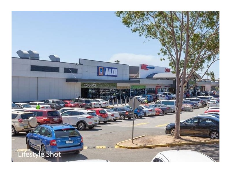 5 Flemington Close, Casula NSW 2170