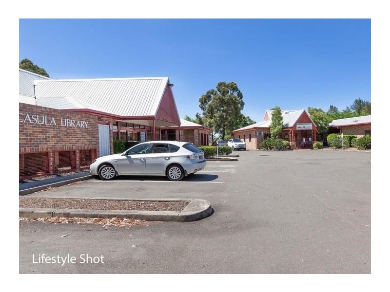 5 Flemington Close, Casula NSW 2170