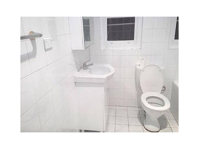 2/216 William Street, Kingsgrove NSW 2208