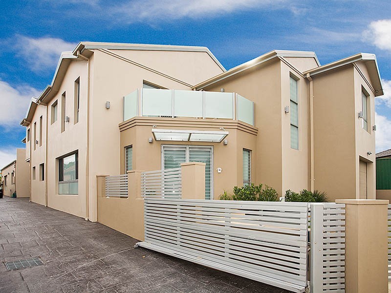 2A Glenfarne Street, Bexley NSW 2207