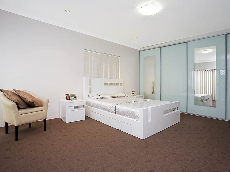 2A Glenfarne Street, Bexley NSW 2207