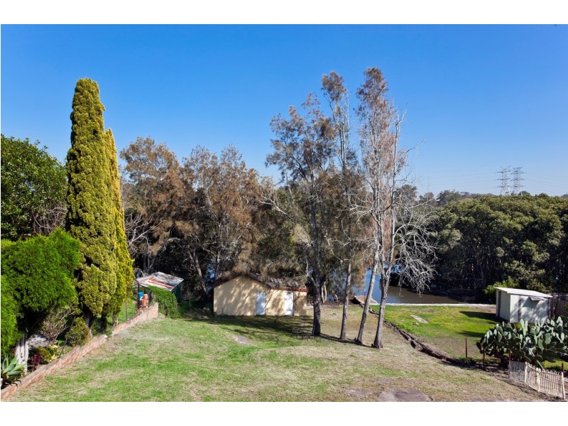 23A Saltpan Road, Peakhurst NSW 2210