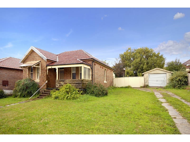 6 Lloyd Street, Bexley NSW 2207