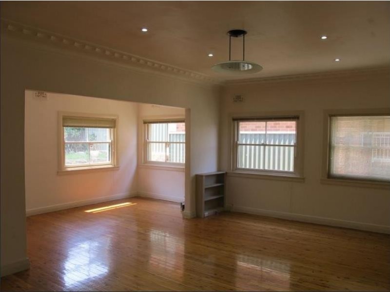 43 Richard Avenue, Earlwood NSW 2206