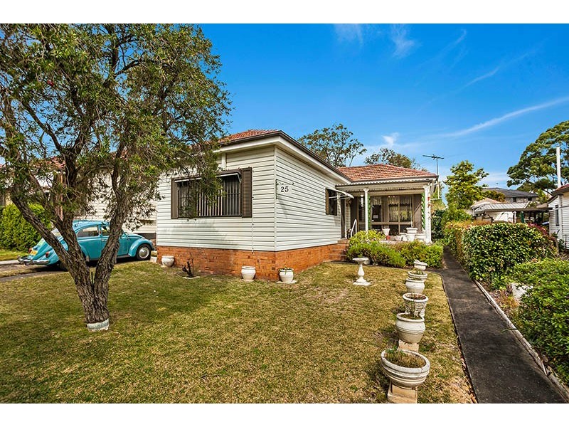 25 Parmal Avenue, Padstow NSW 2211