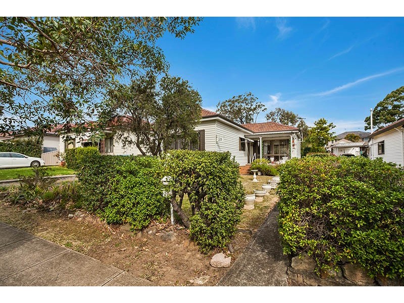 25 Parmal Avenue, Padstow NSW 2211