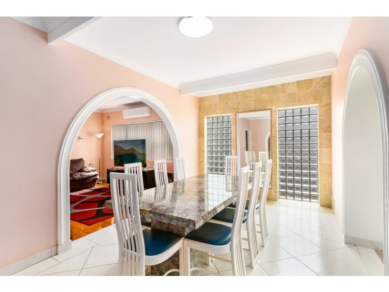 62 Staples Street, Kingsgrove NSW 2208