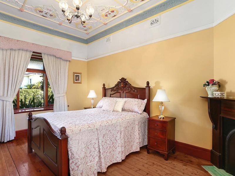 27 Mount Street, Arncliffe NSW 2205