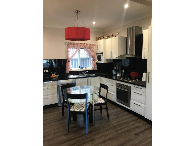 43 Innesdale Road, Wolli Creek NSW 2205