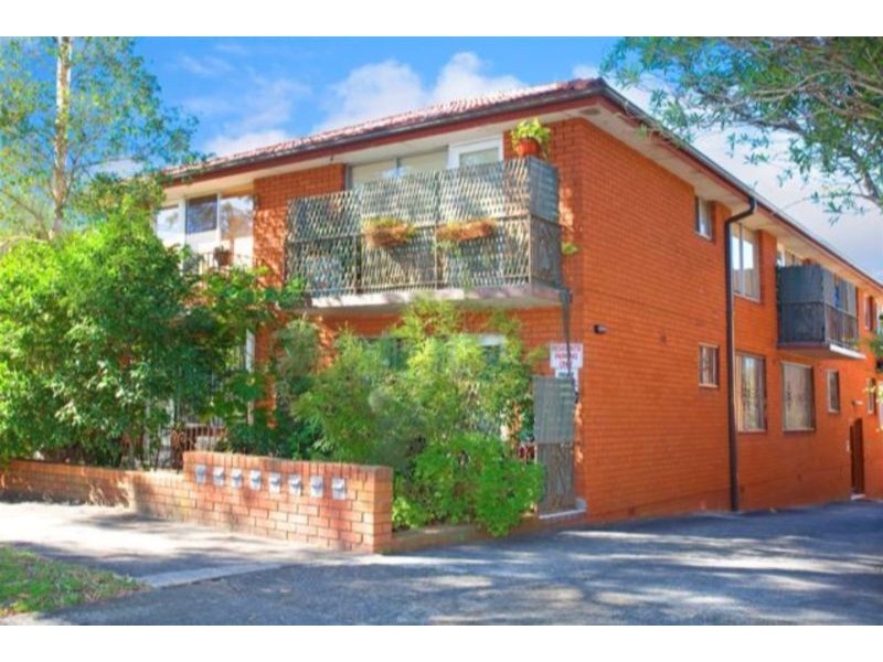 4/10 Henson Street, Marrickville NSW 2204