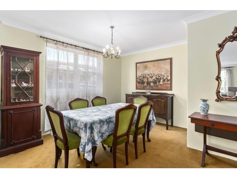 49 Belmore Road, Peakhurst NSW 2210