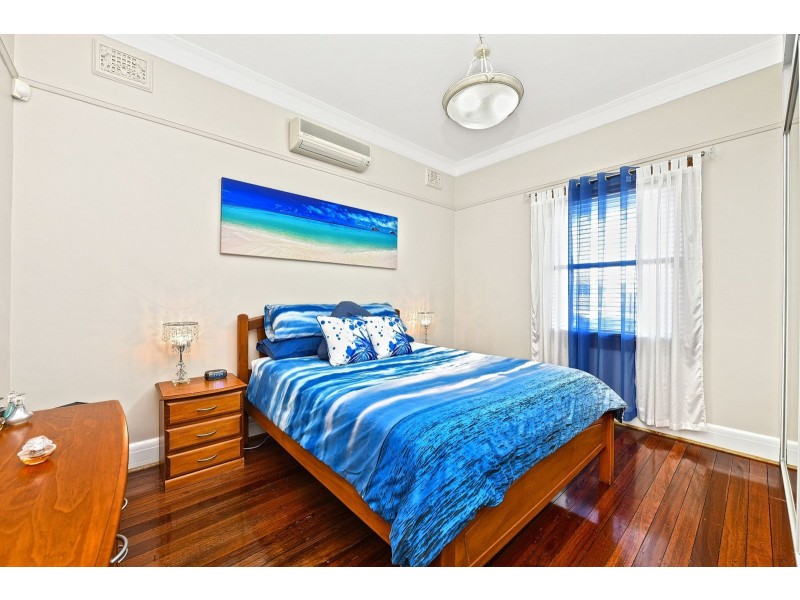 25 Tabrett Street, Banksia NSW 2216