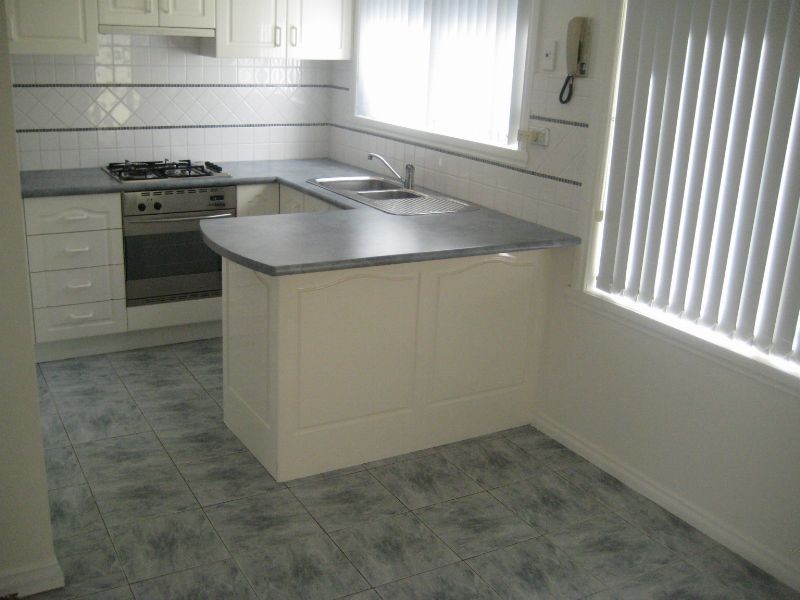 2/105 West Botany Street, Banksia NSW 2216